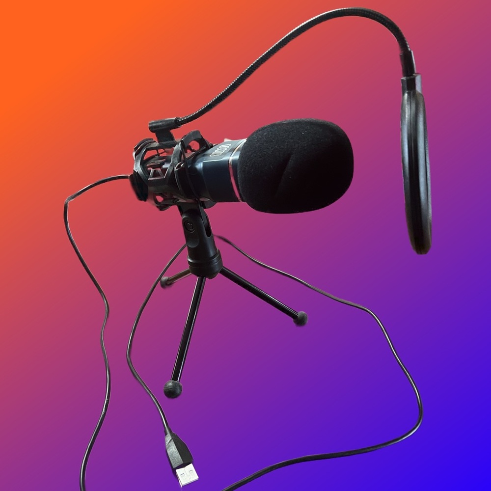 Tonor usb microphone with  tripod stand.